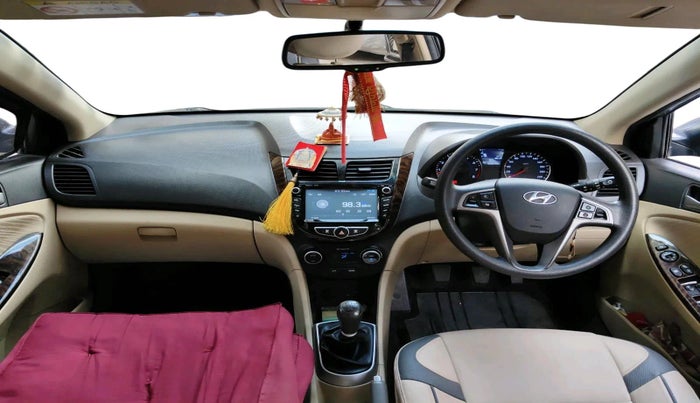 2016 Hyundai Verna 1.6 VTVT SX, Petrol, Manual, 55,015 km, interior