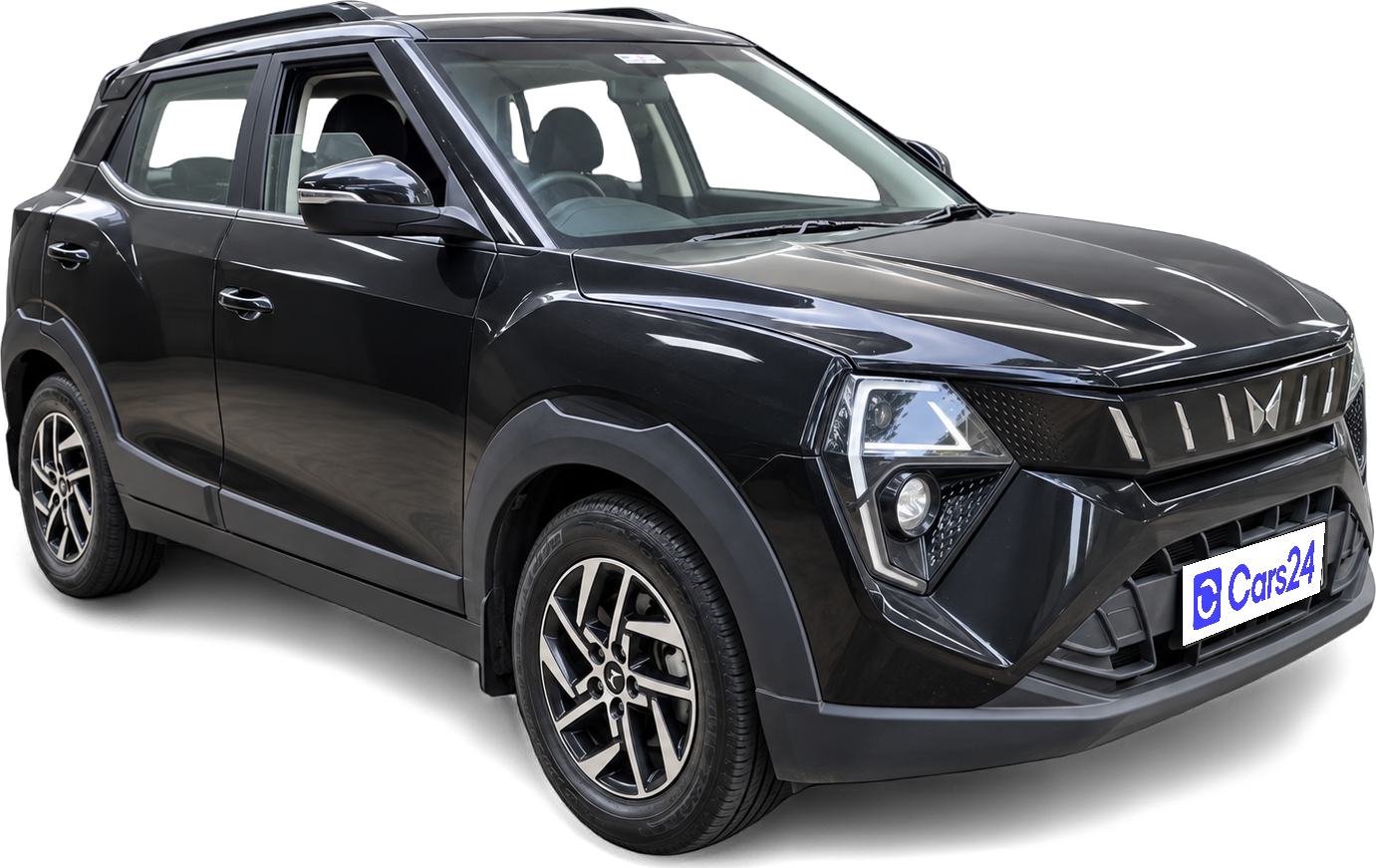 2024 Mahindra XUV 3XO - SUV - Petrol - Manual - ₹9.50 lakh