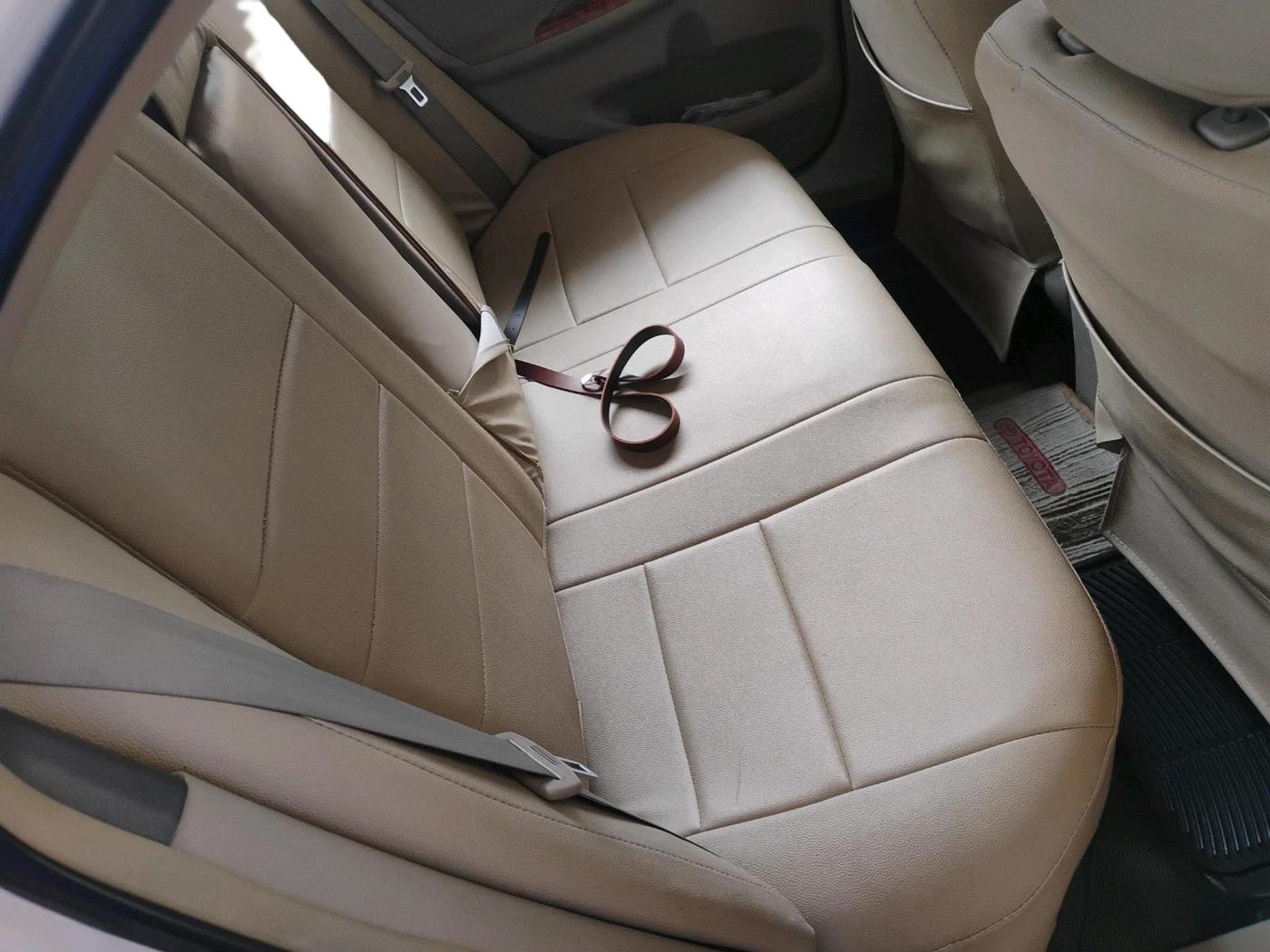 2011 Toyota Corolla Altis G PETROL, Petrol, Manual, 82,753 km, interior