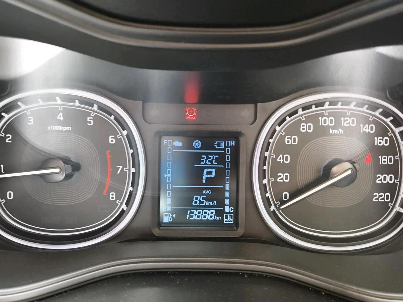 2022 Toyota URBAN CRUISER PREMIUM GRADE AT, Petrol, Automatic, 13,888 km, interior