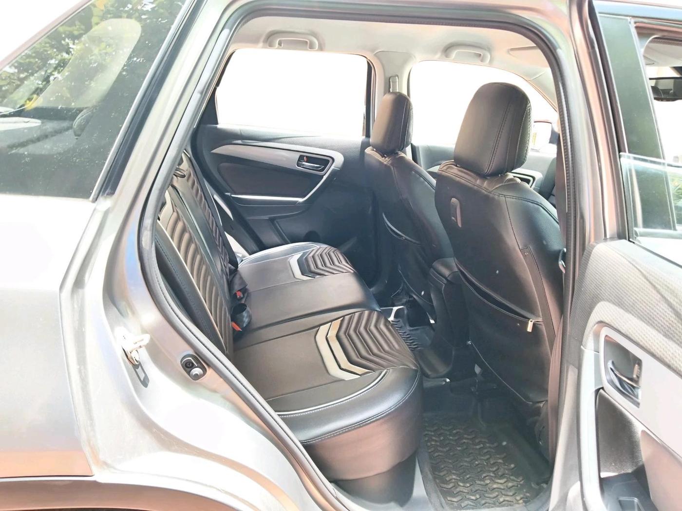 2022 Toyota URBAN CRUISER PREMIUM GRADE AT, Petrol, Automatic, 13,888 km, interior