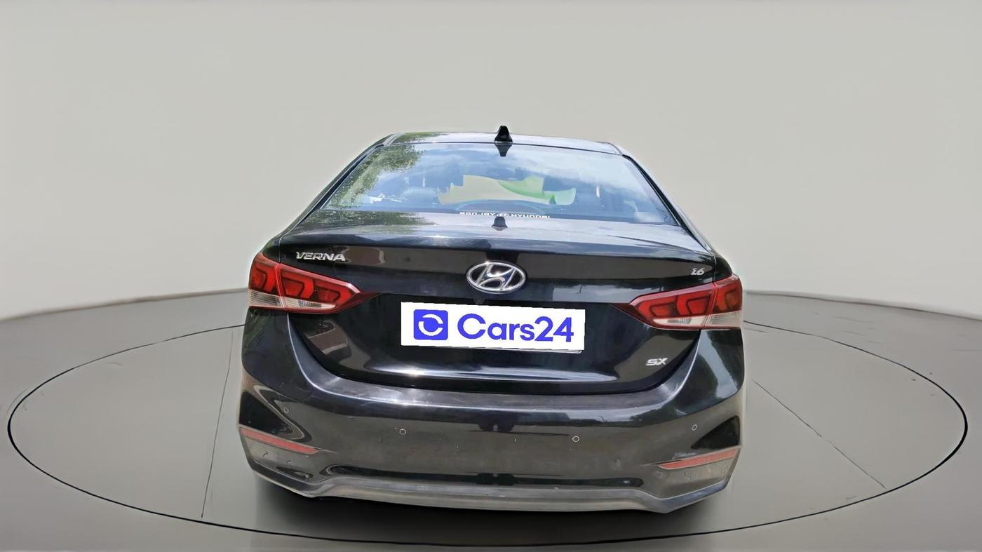 2018 Hyundai Verna 1.6 VTVT SX (O) AT, Petrol, Automatic, 73,220 km, exterior
