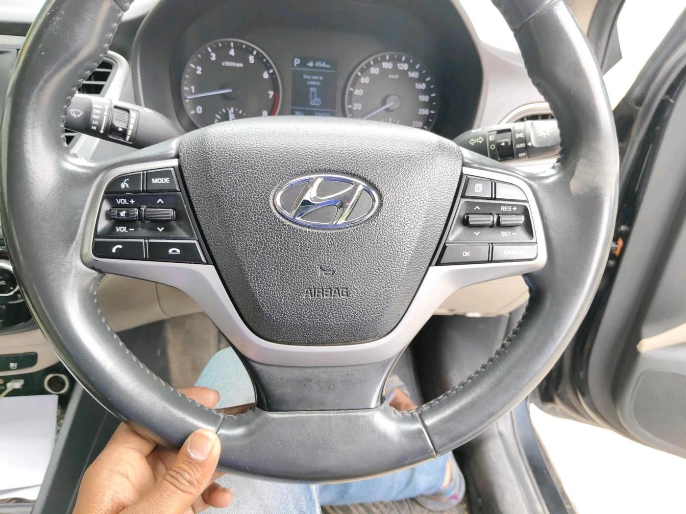 2018 Hyundai Verna 1.6 VTVT SX (O) AT, Petrol, Automatic, 73,220 km, interior