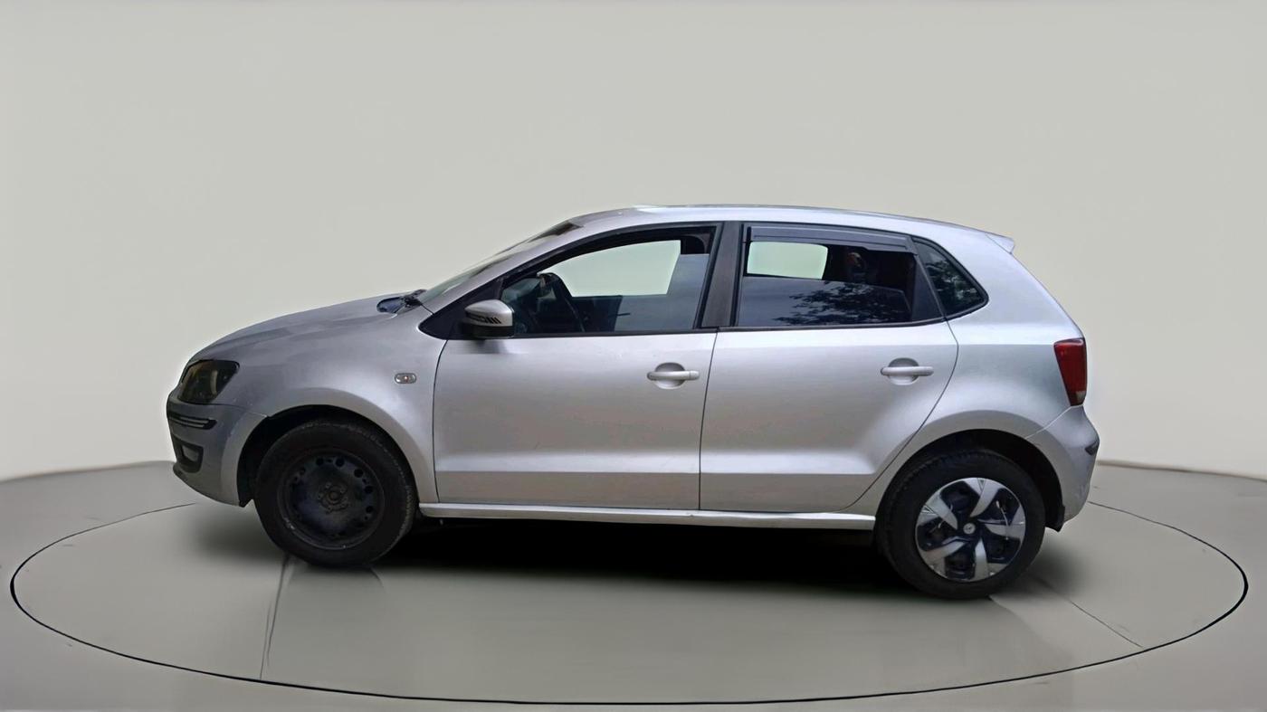 2013 Volkswagen Polo COMFORTLINE 1.2L, Diesel, Manual, 1,58,688 km, exterior