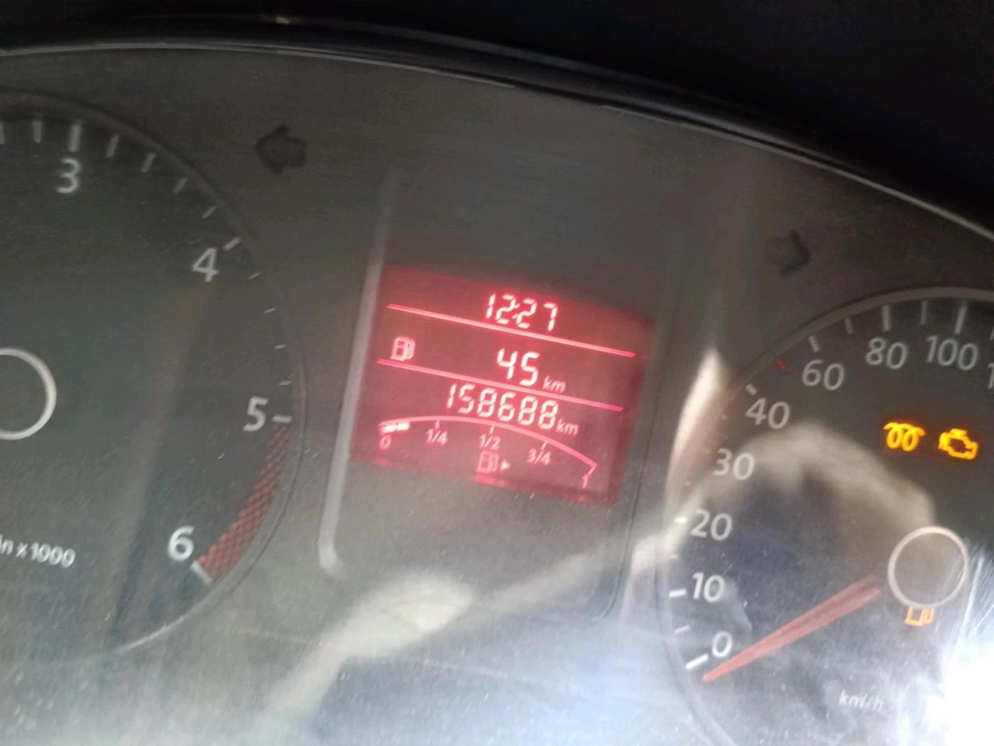 2013 Volkswagen Polo COMFORTLINE 1.2L, Diesel, Manual, 1,58,688 km, interior
