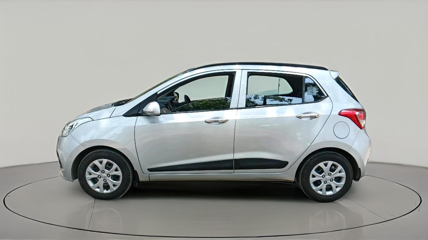 2015 Hyundai Grand i10 SPORTZ 1.2 KAPPA VTVT, Petrol, Manual, 31,125 km, exterior