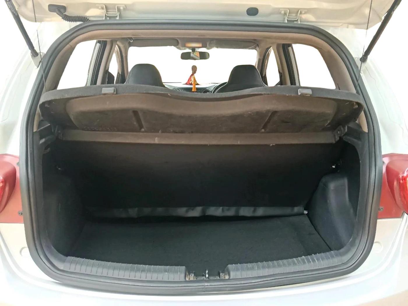 2015 Hyundai Grand i10 SPORTZ 1.2 KAPPA VTVT, Petrol, Manual, 31,125 km, exterior