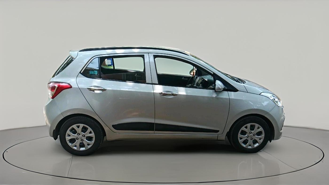 2015 Hyundai Grand i10 SPORTZ 1.2 KAPPA VTVT, Petrol, Manual, 31,125 km, exterior