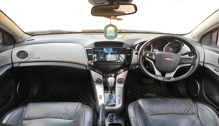2011 Chevrolet Cruze LTZ AT, Diesel, Automatic, 1,10,000 km, interior