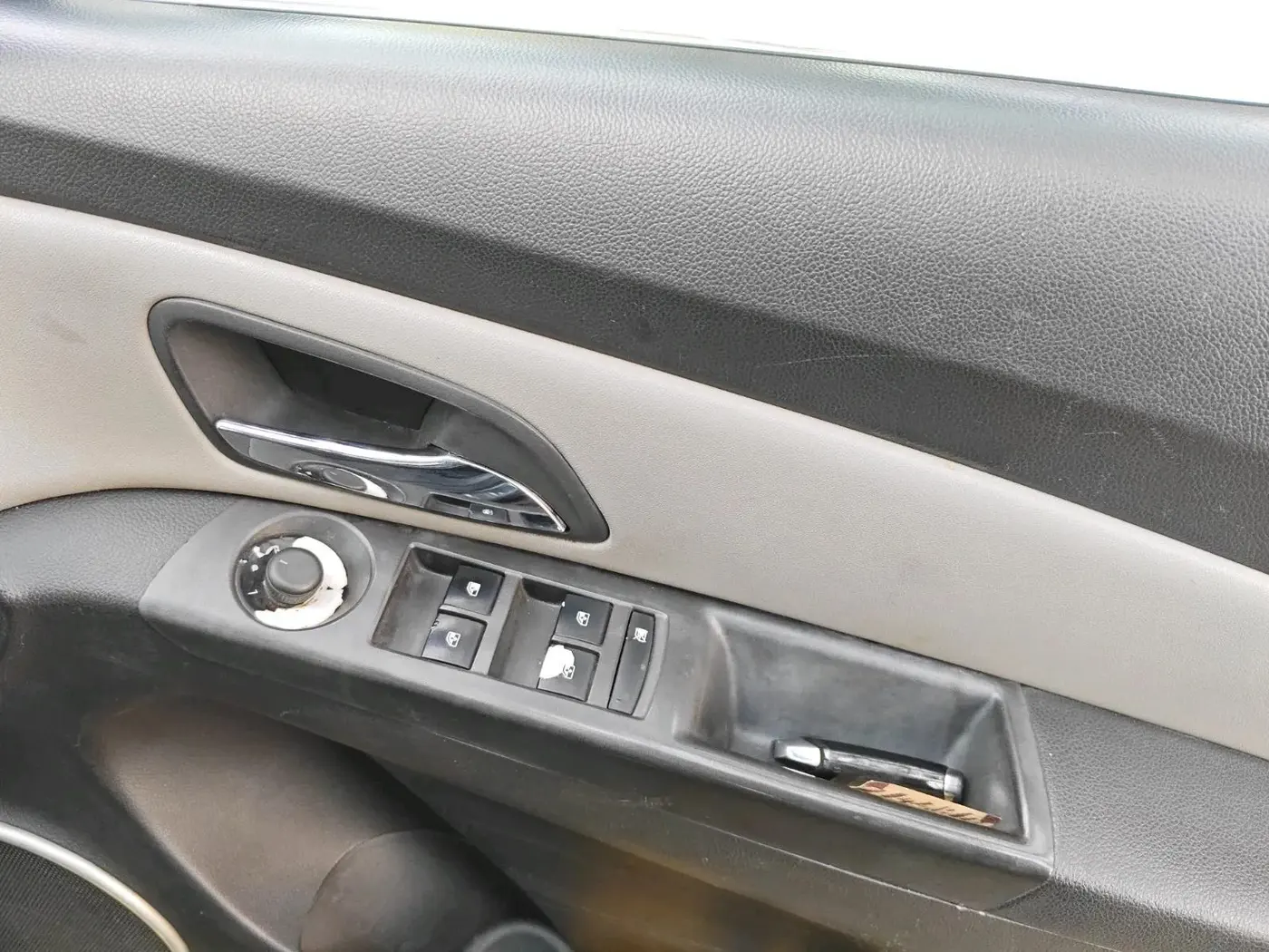 2011 Chevrolet Cruze LTZ AT, Diesel, Automatic, 1,10,000 km, interior