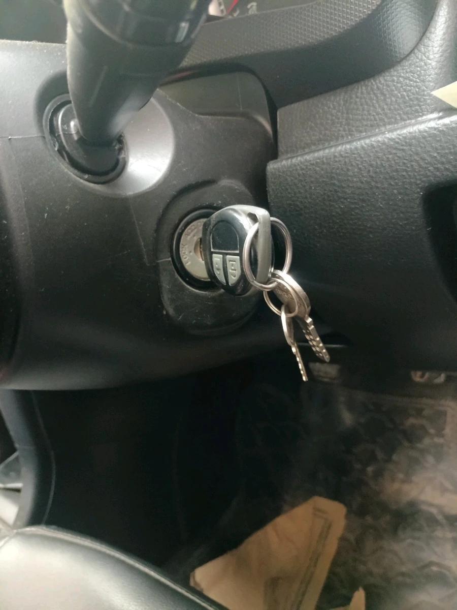 2015 Maruti Swift VXI, Petrol, Manual, 1,16,248 km, interior