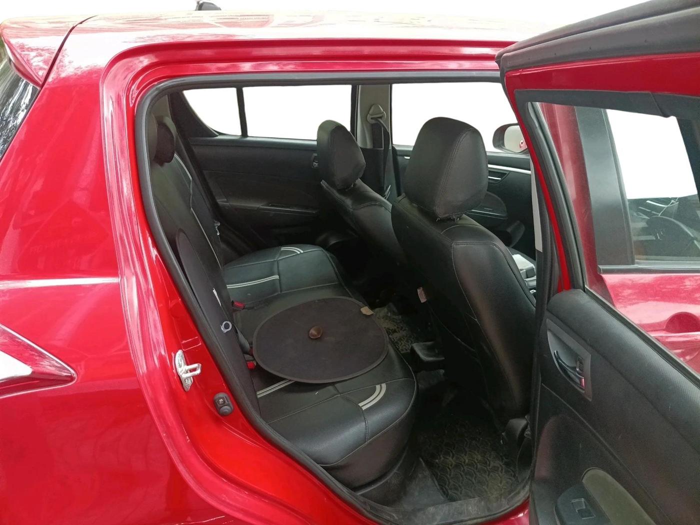 2015 Maruti Swift VXI, Petrol, Manual, 1,16,248 km, interior