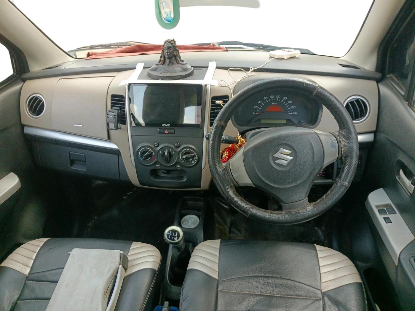 2015 Maruti Wagon R 1.0 LXI CNG, CNG, Manual, 1,07,520 km, interior