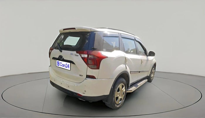 2020 Mahindra XUV500 W7, Diesel, Manual, 92,520 km, exterior
