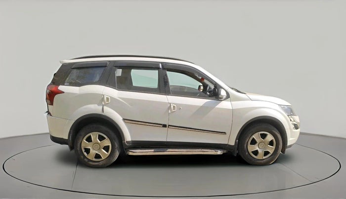 2020 Mahindra XUV500 W7, Diesel, Manual, 92,520 km, exterior