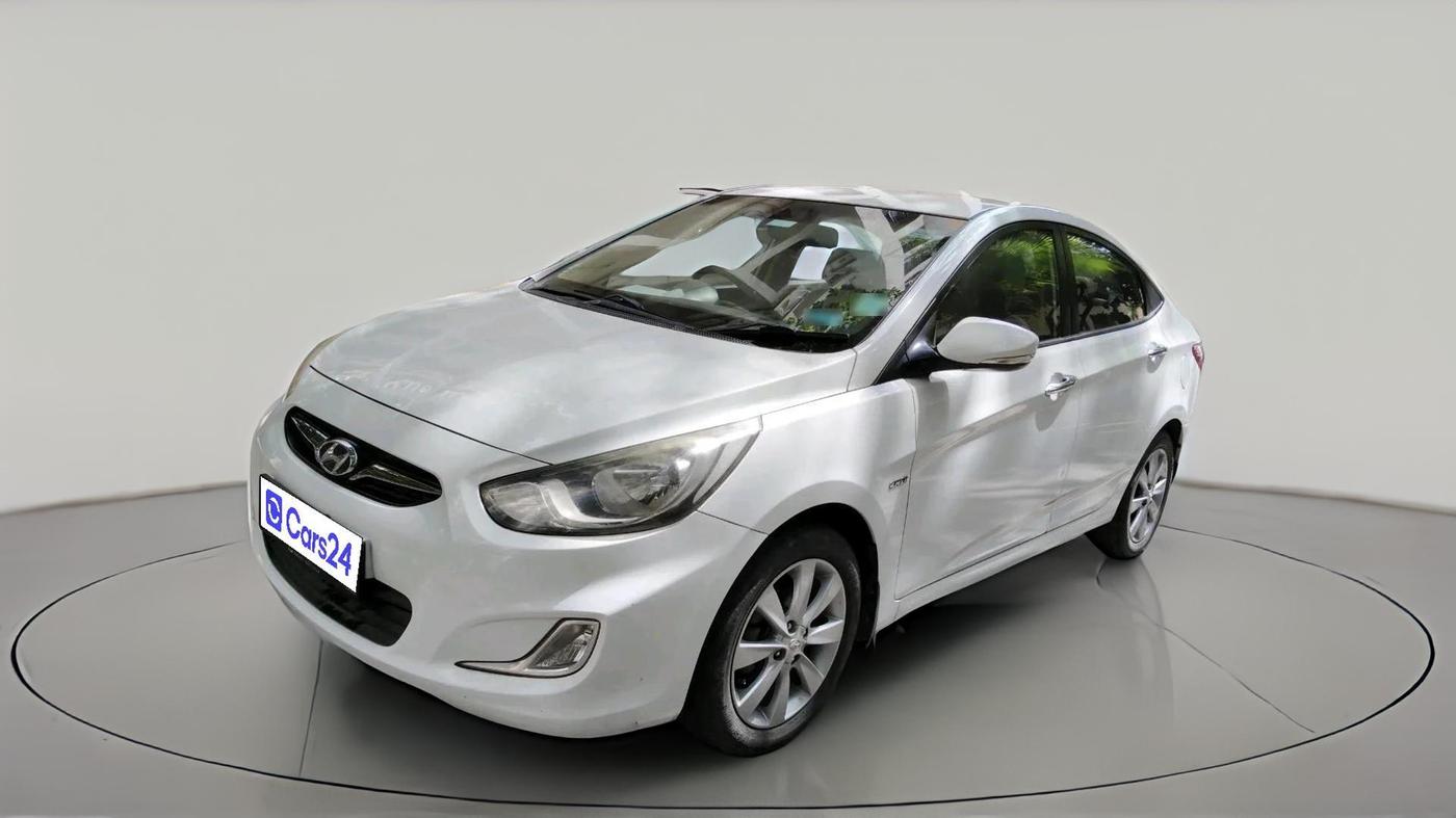 2013 Hyundai Verna FLUIDIC 1.6 CRDI SX OPT, Diesel, Manual, 1,00,952 km, exterior