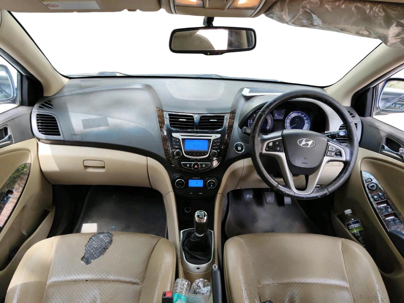 2013 Hyundai Verna FLUIDIC 1.6 CRDI SX OPT, Diesel, Manual, 1,00,952 km, interior