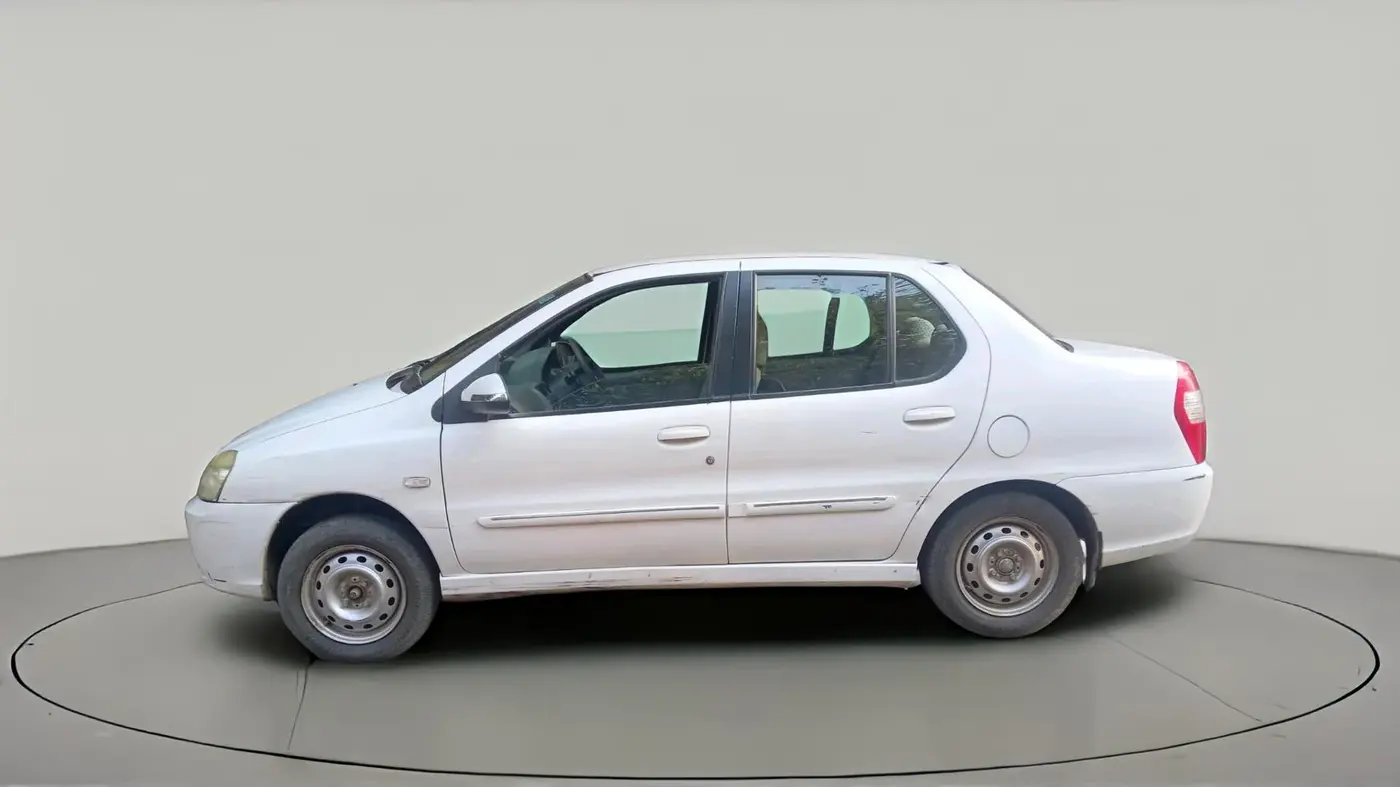 2013 Tata Indigo ECS GLX, CNG, Manual, 73,773 km, exterior