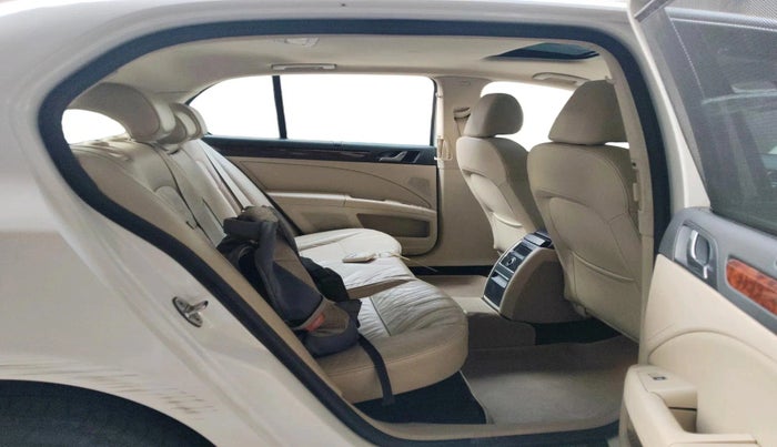 2012 Skoda Superb ELEGANCE 2.0 TDI CR AT, Diesel, Automatic, 1,58,363 km, interior