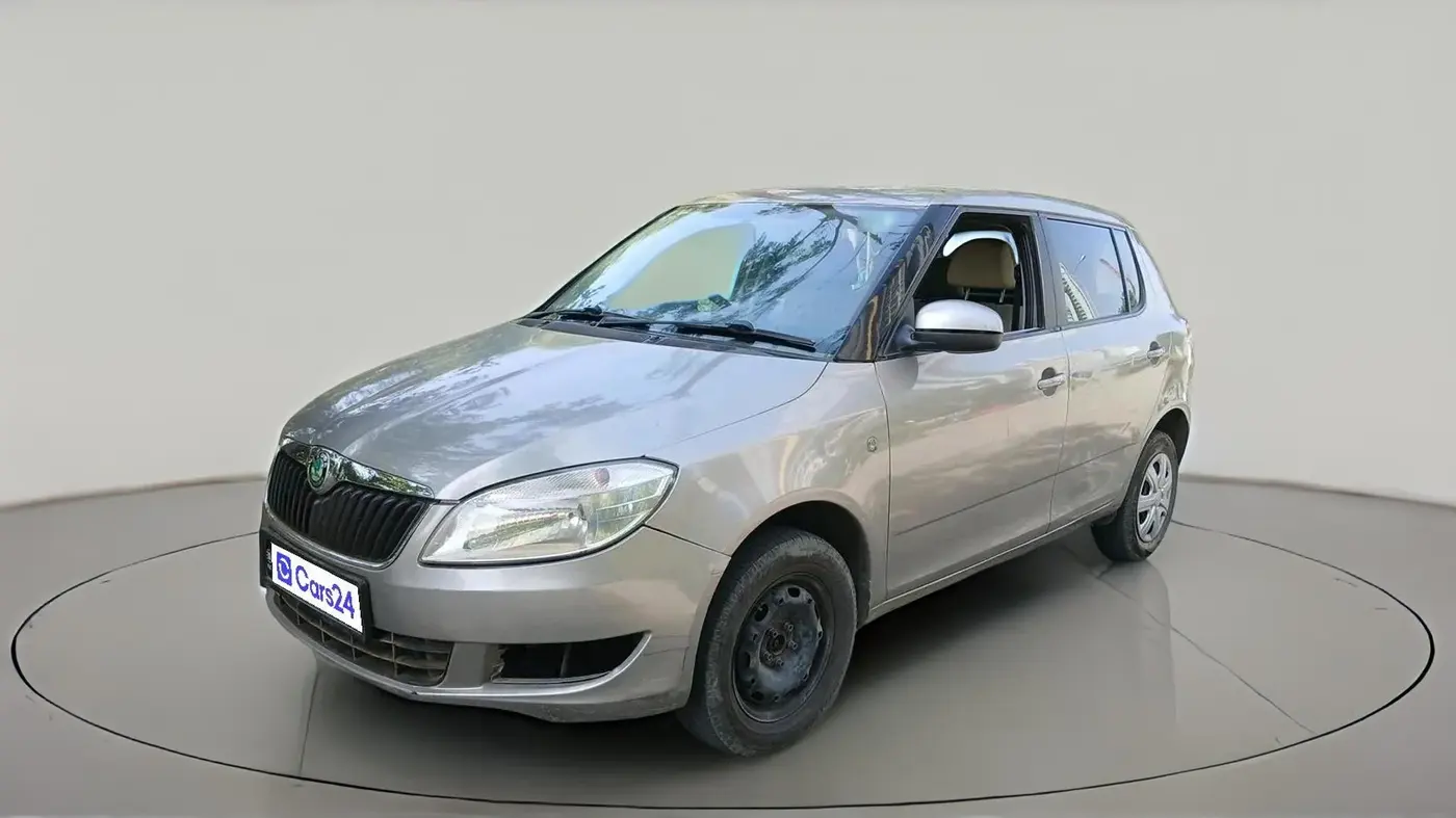 2011 Skoda Fabia AMBIENTE 1.2 MPI, Petrol, Manual, 69,522 km, exterior