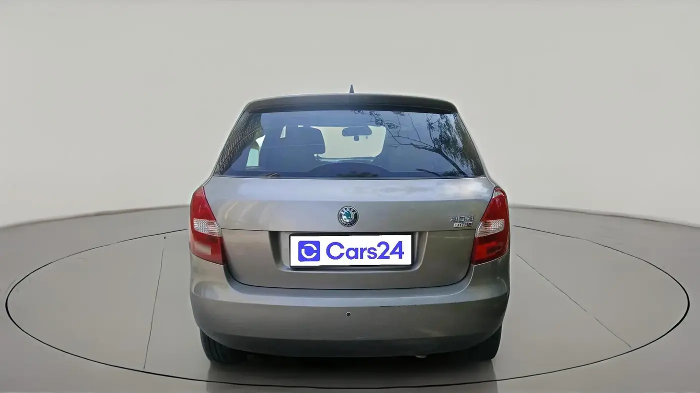 2011 Skoda Fabia AMBIENTE 1.2 MPI, Petrol, Manual, 69,522 km, exterior