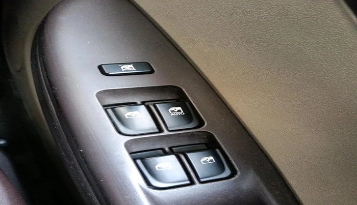 2012 Hyundai i20 MAGNA 1.2, Petrol, Manual, 95,612 km, interior