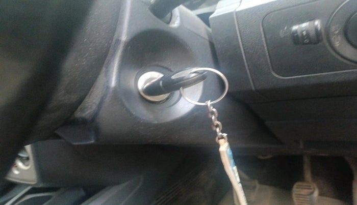 2011 Ford Figo TITANIUM 1.4 DIESEL, Diesel, Manual, 1,35,990 km, interior