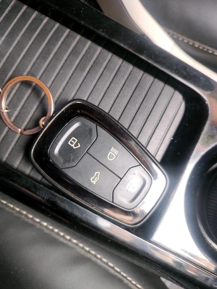 2022 Tata NEXON XZA PLUS PETROL, Petrol, Automatic, 43,409 km, interior