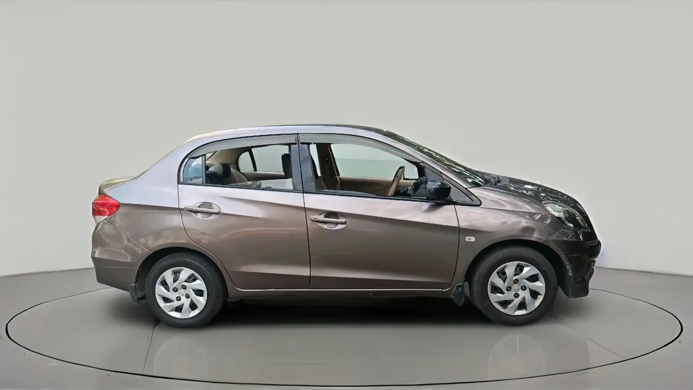 2014 Honda Amaze 1.5L I-DTEC S, Diesel, Manual, 1,02,194 km, exterior