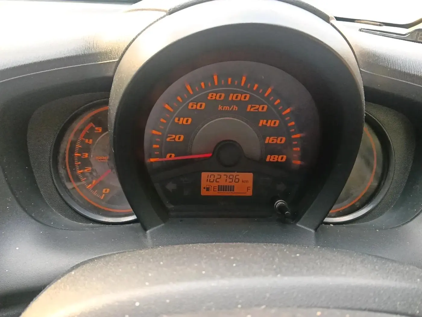2014 Honda Amaze 1.5L I-DTEC S, Diesel, Manual, 1,02,194 km, interior