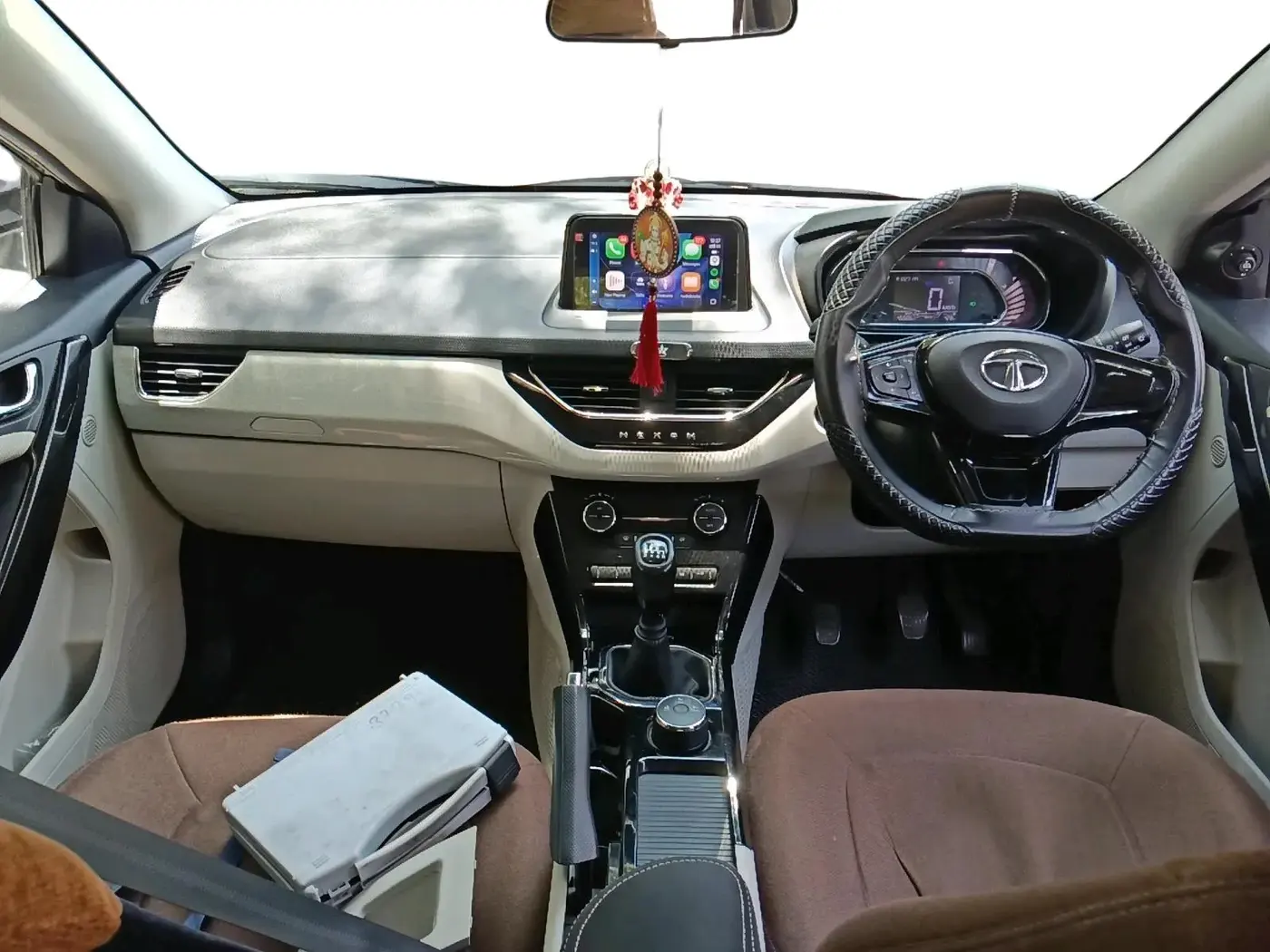 2021 Tata NEXON XZ PLUS PETROL, Petrol, Manual, 45,588 km, interior