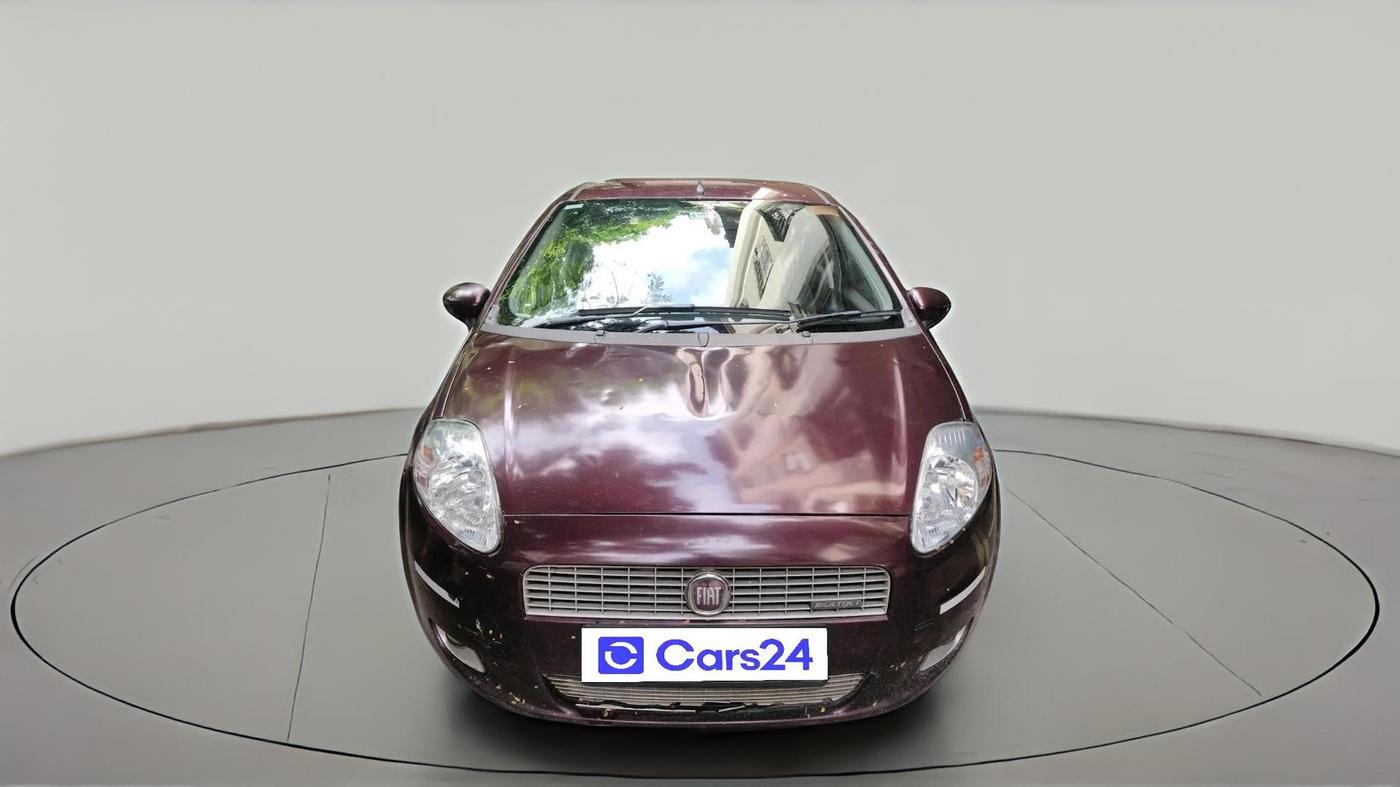 2012 Fiat Grand Punto DYNAMIC 1.3, Diesel, Manual, 1,20,213 km, exterior