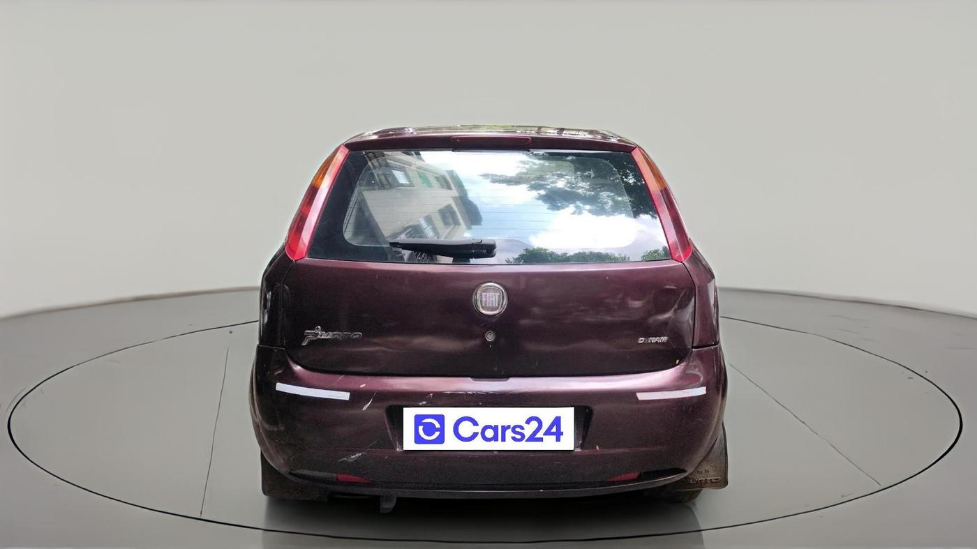 2012 Fiat Grand Punto DYNAMIC 1.3, Diesel, Manual, 1,20,213 km, exterior