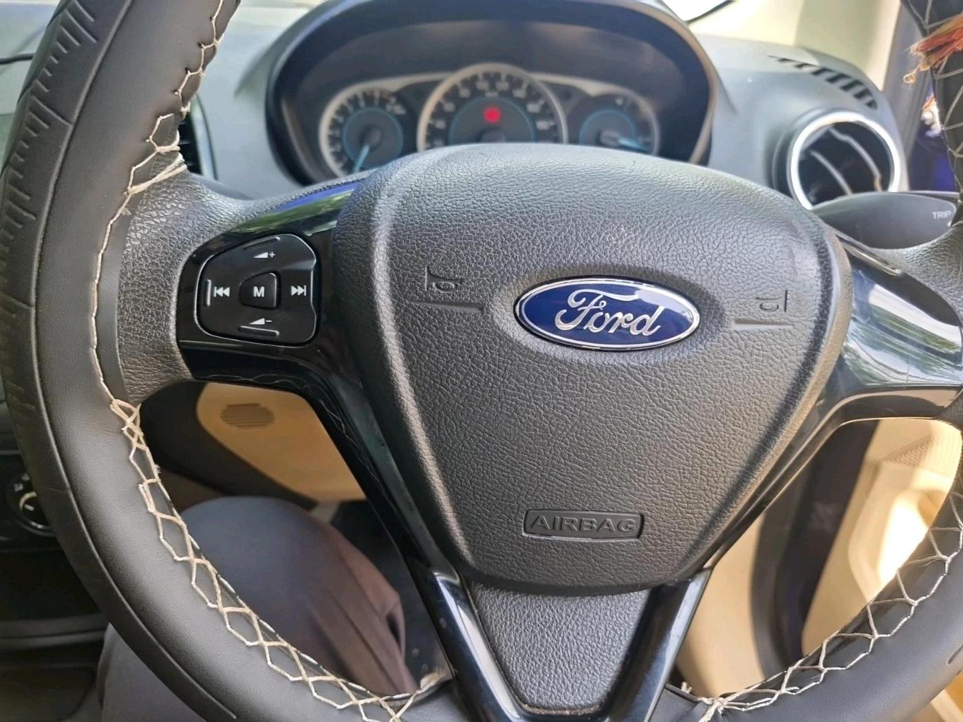 2015 Ford Figo Aspire TREND 1.2 PETROL, Petrol, Manual, 90,259 km, interior