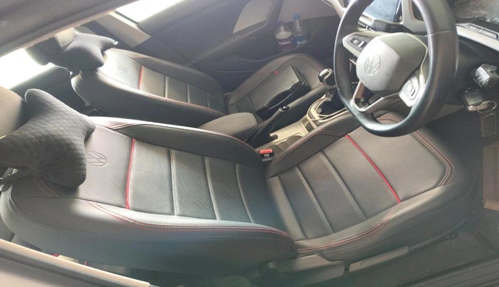 2023 Volkswagen TAIGUN HIGHLINE 1.0 TSI MT, Petrol, Manual, 24,975 km, interior