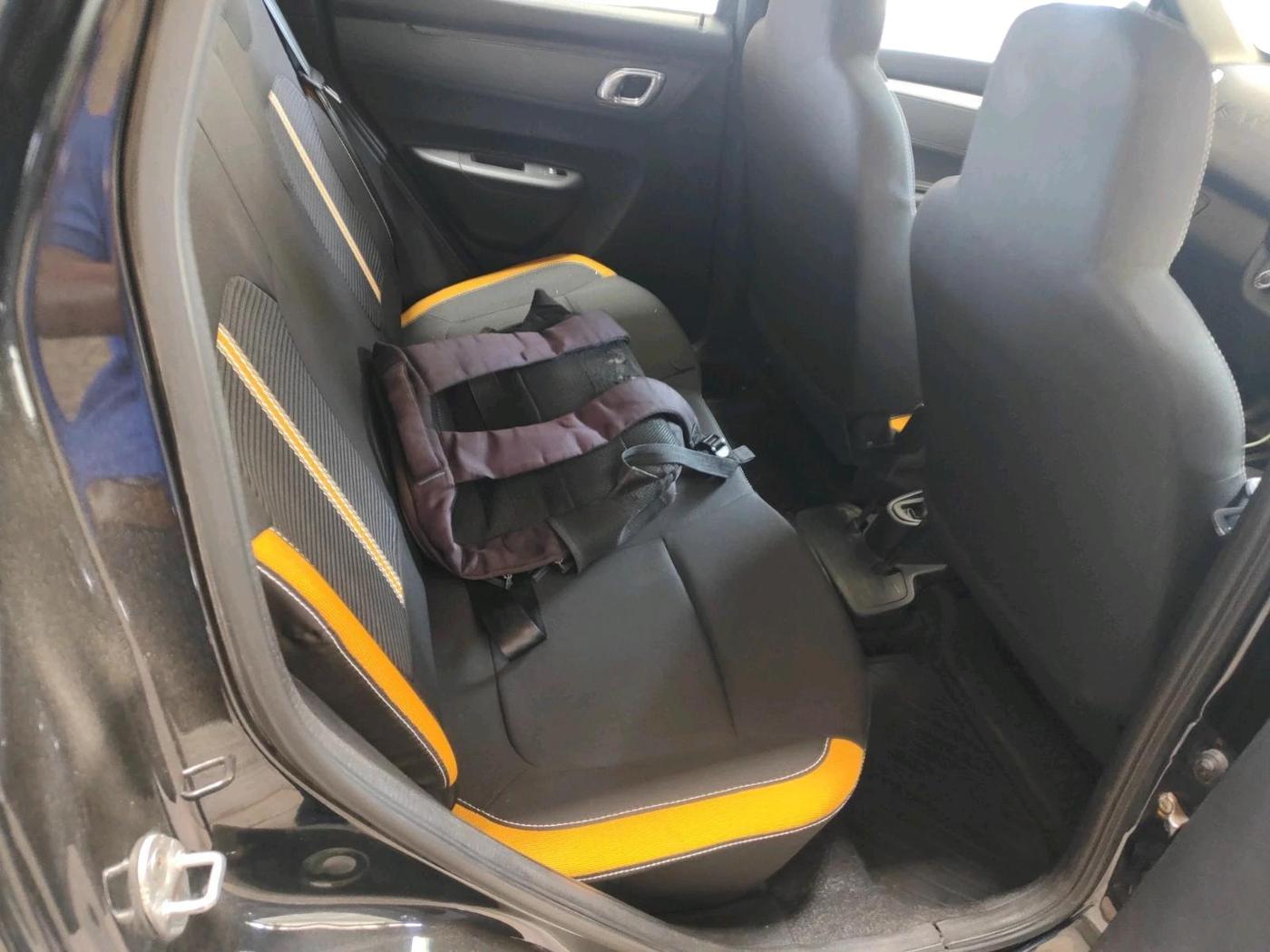 2023 Renault Kwid CLIMBER MT 1.0, Petrol, Manual, 31,592 km, interior