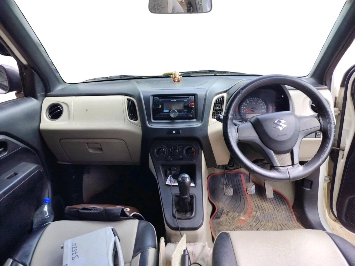 2019 Maruti New Wagon-R LXI CNG 1.0, CNG, Manual, 2,28,237 km, interior