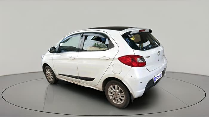 2017 Tata Tiago XZA PETROL, Petrol, Automatic, 84,468 km, exterior