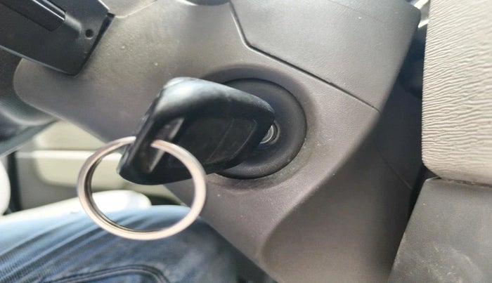 2017 Renault Lodgy 110 PS RXZ STEPWAY 7 STR, Diesel, Manual, 56,577 km, interior