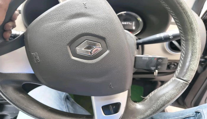 2017 Renault Lodgy 110 PS RXZ STEPWAY 7 STR, Diesel, Manual, 56,577 km, interior