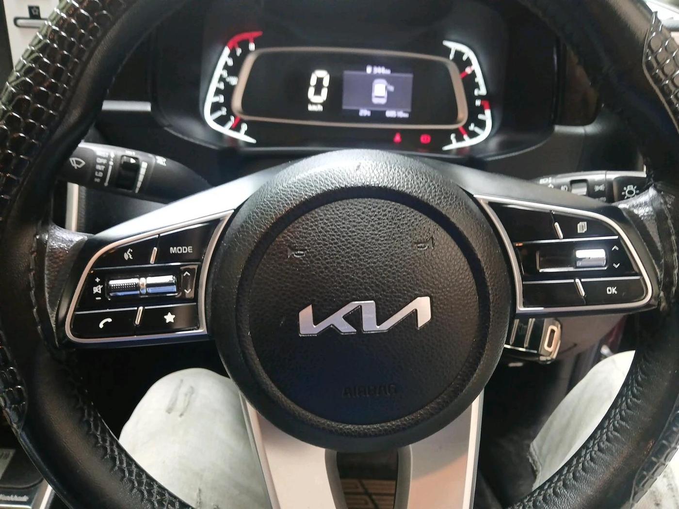 2021 KIA SONET HTK PLUS 1.2, Petrol, Manual, 68,516 km, interior