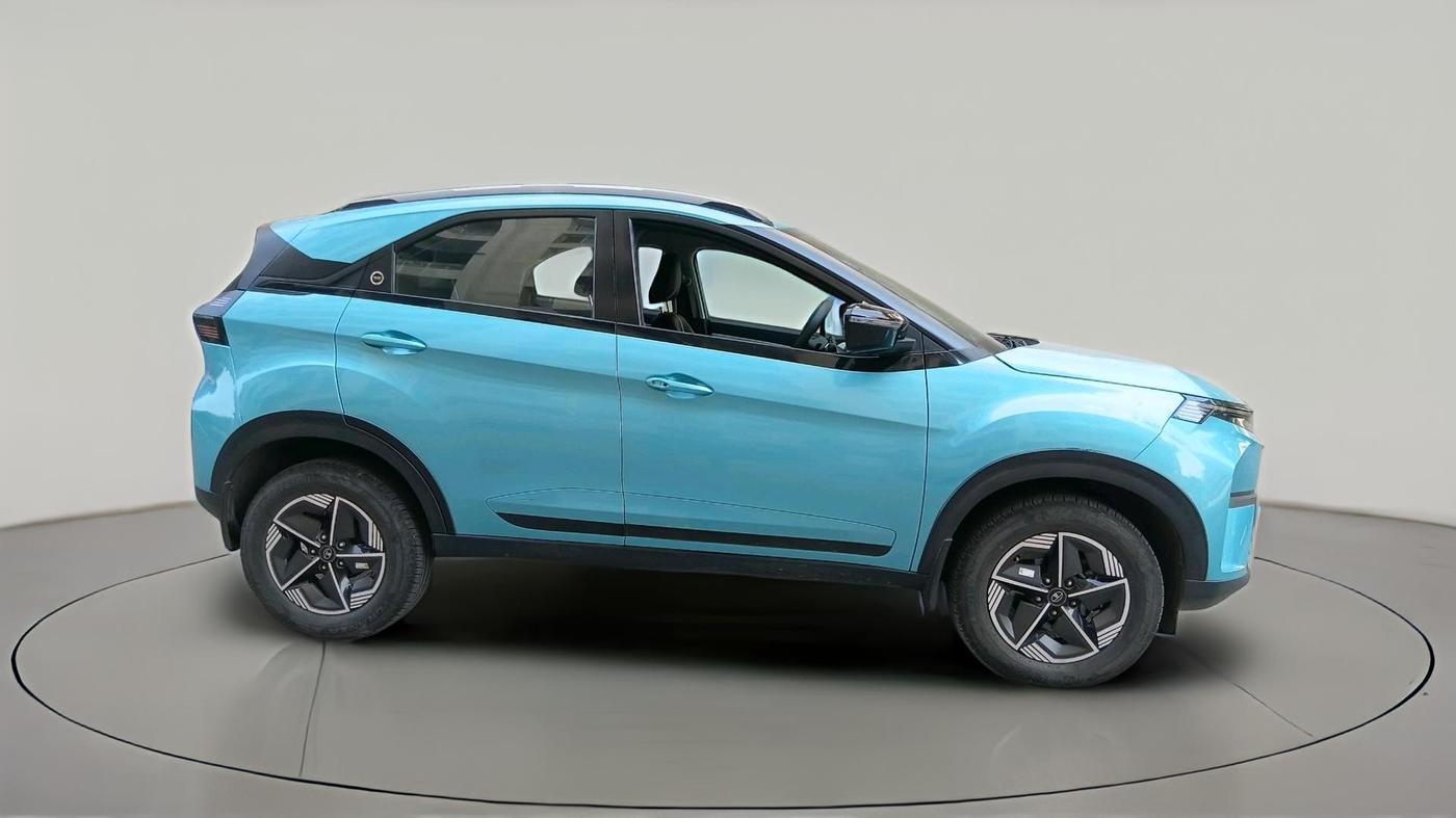 2023 Tata NEXON CREATIVE  AMT 1.2 PETROL, Petrol, Automatic, 28,823 km, exterior