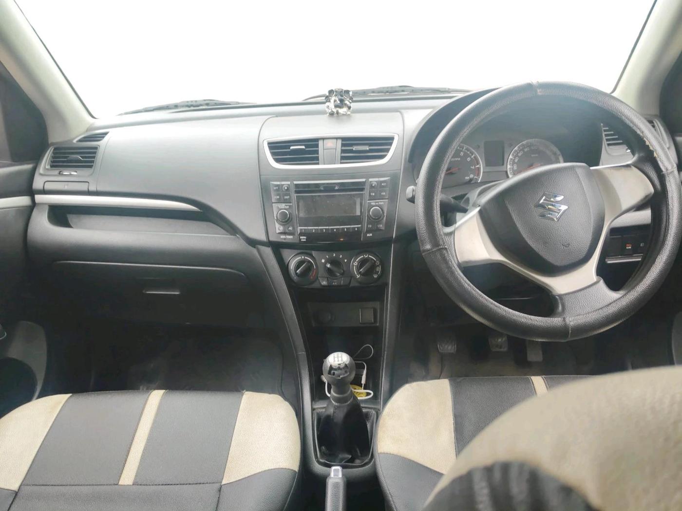 2016 Maruti Swift VXI, Petrol, Manual, 47,281 km, interior