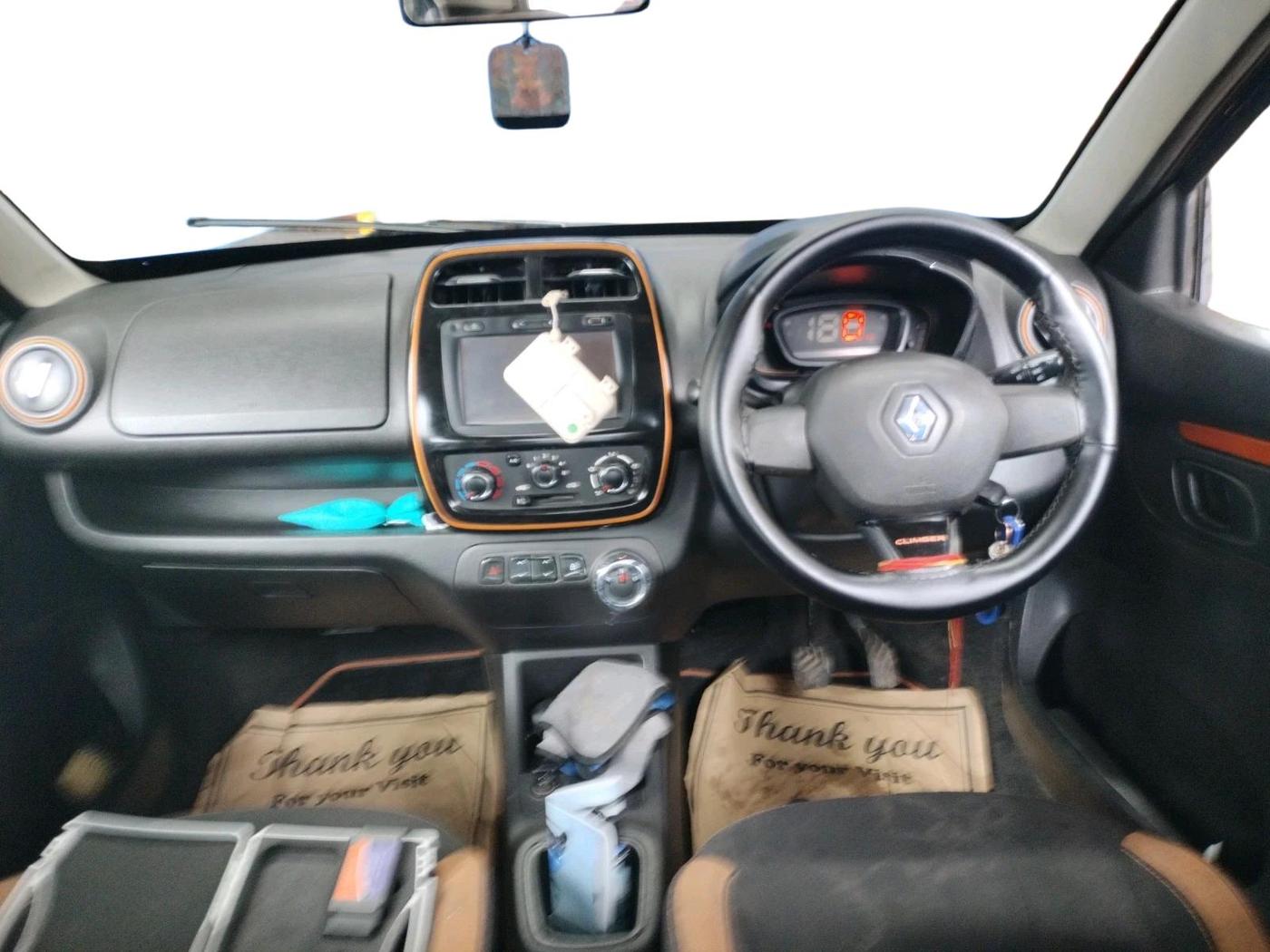 2017 Renault Kwid CLIMBER 1.0 AMT, Petrol, Automatic, 73,135 km, interior