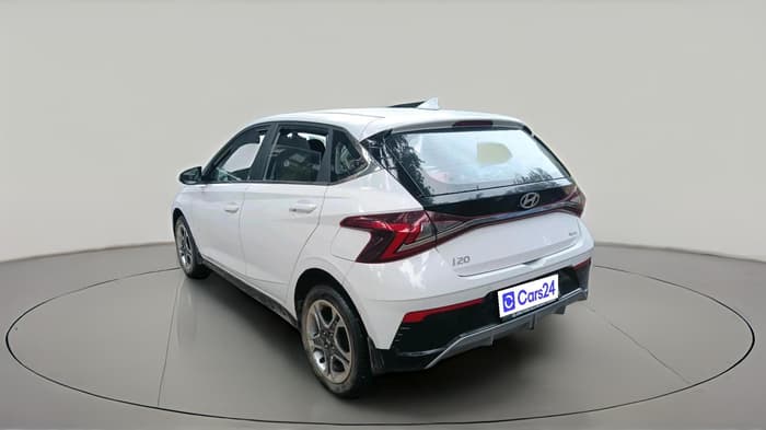 2024 Hyundai NEW I20 SPORTZ 1.2 MT, Petrol, Manual, 13,615 km, exterior