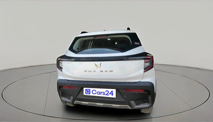 2024 Mahindra XUV 3XO MX3 1.2 L TCMPFi, Petrol, Manual, 41,289 km, exterior