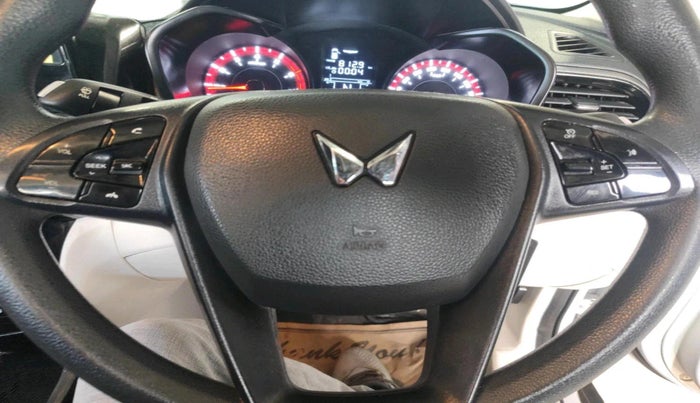 2024 Mahindra XUV 3XO MX3 1.2 L TCMPFi, Petrol, Manual, 41,289 km, interior