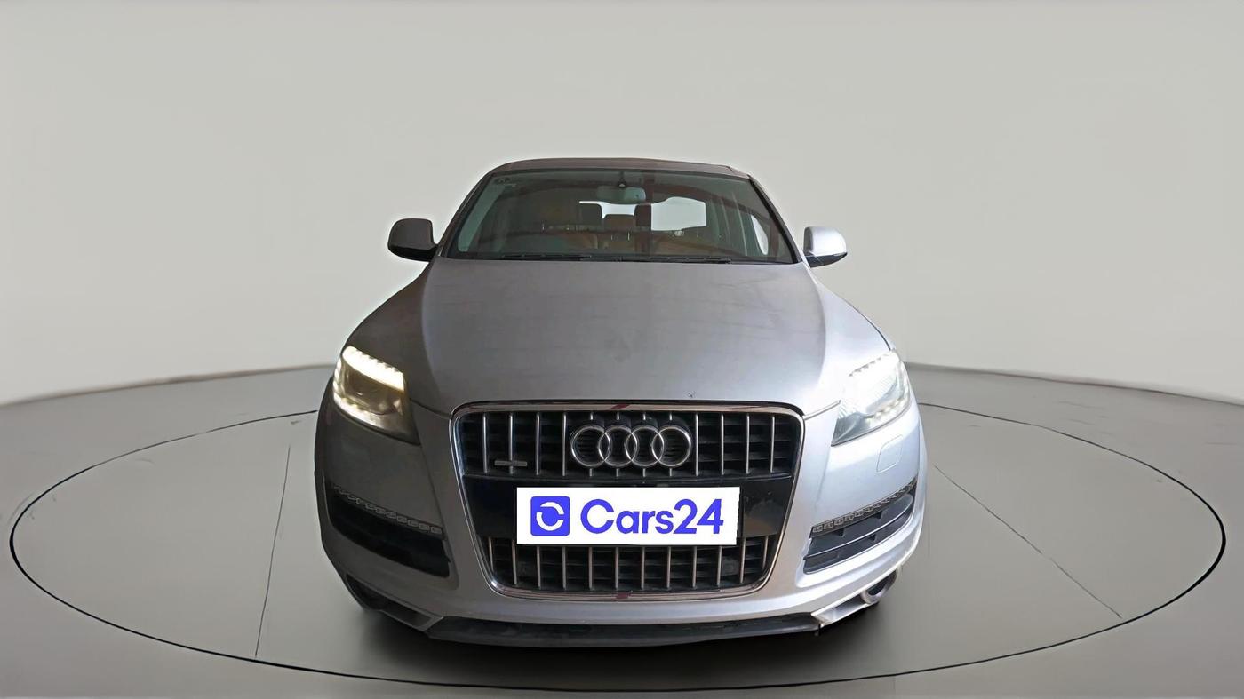 2011 Audi Q7 3.0 TDI QUATTRO, Diesel, Automatic, 1,64,119 km, exterior