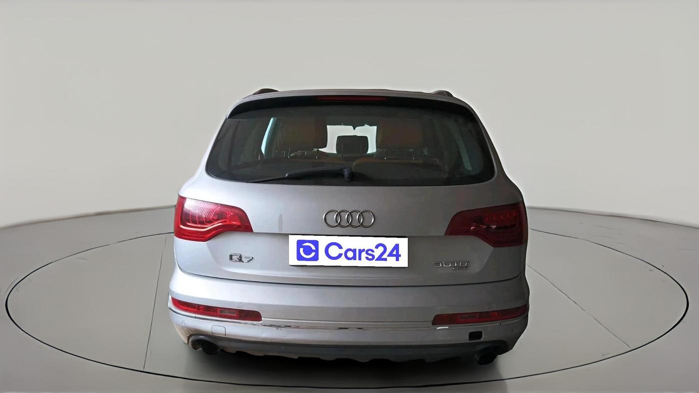 2011 Audi Q7 3.0 TDI QUATTRO, Diesel, Automatic, 1,64,119 km, exterior