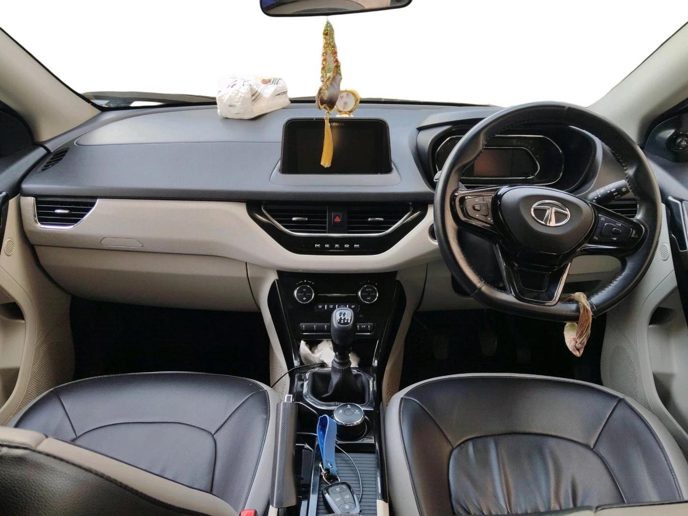 2023 Tata NEXON XZ PLUS PETROL SUNROOF, Petrol, Manual, 20,986 km, interior